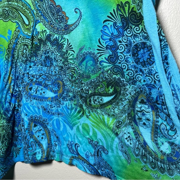 Catherines Women Top 2X Blue Green Sequins V-Neck Embroidered Share Bite Paisley - Picture 3 of 9